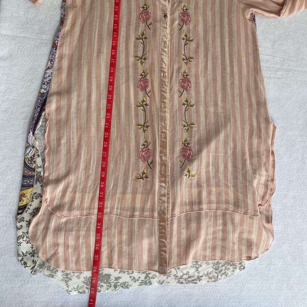 John Mark Mixed Media tunic embroidery linen blend roll tab sleeves Size L - Picture 15 of 16